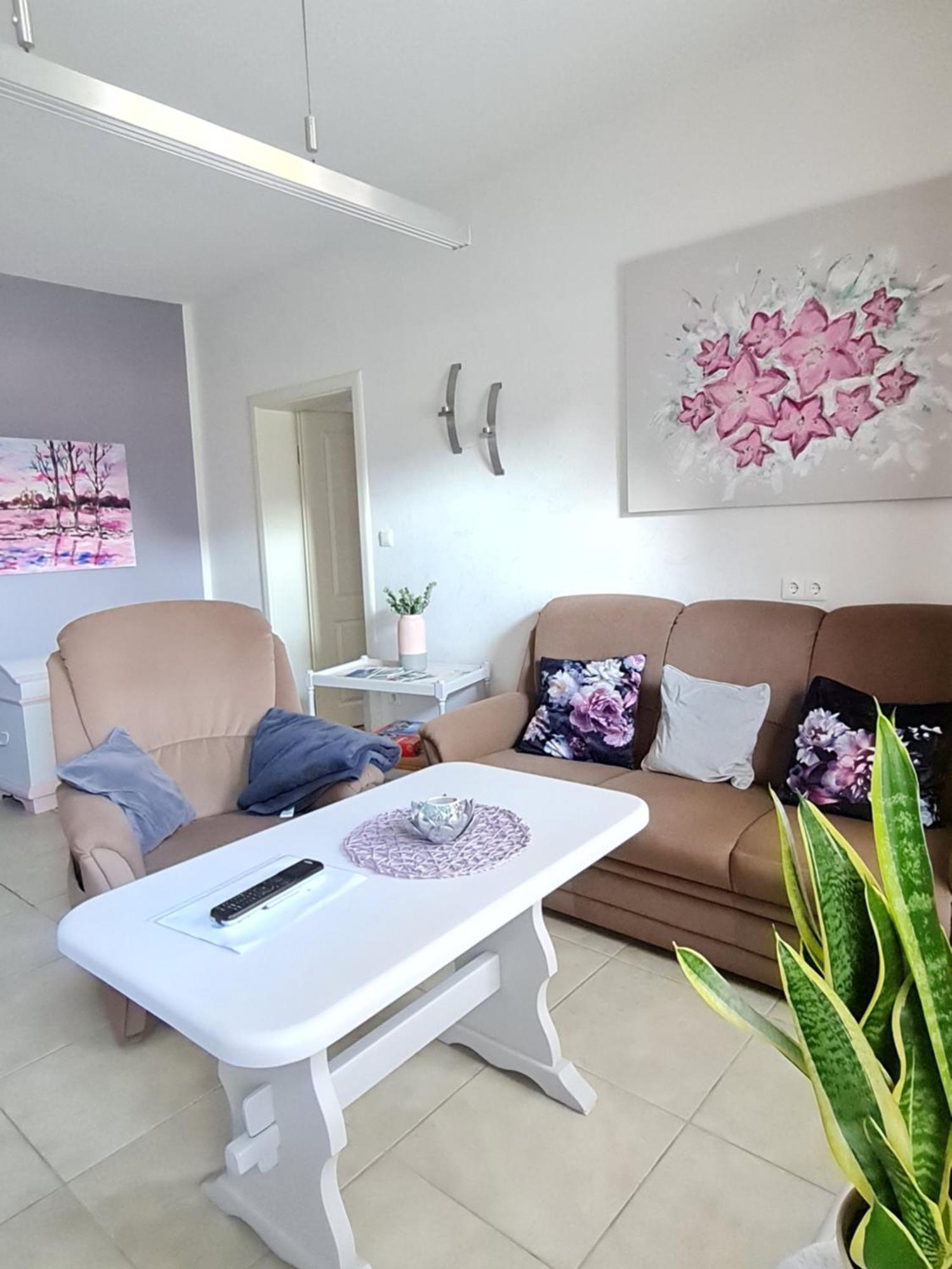 Ferienwohnung Am Huenenweg Berge  Kültér fotó